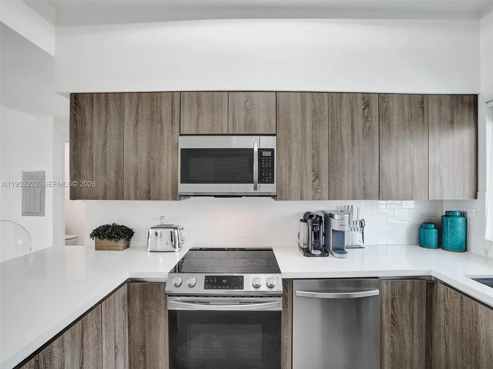 601 Ne 36th St 1003, Miami, Florida 33137, Miami, Florida 33137, 2 Bedrooms Bedrooms, ,2 BathroomsBathrooms,Residential,For Sale,601 Ne 36th St 1003, Miami, Florida 33137,A11953232