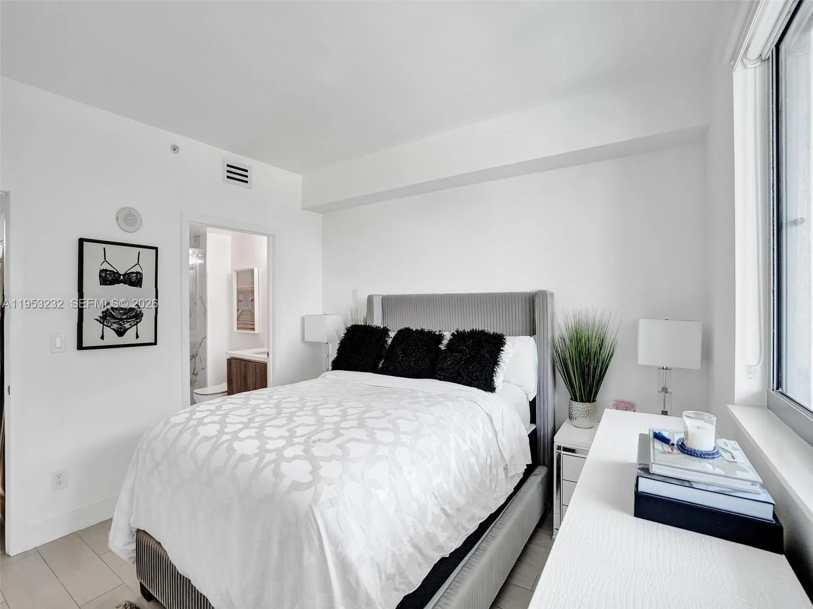 601 Ne 36th St 1003, Miami, Florida 33137, Miami, Florida 33137, 2 Bedrooms Bedrooms, ,2 BathroomsBathrooms,Residential,For Sale,601 Ne 36th St 1003, Miami, Florida 33137,A11953232