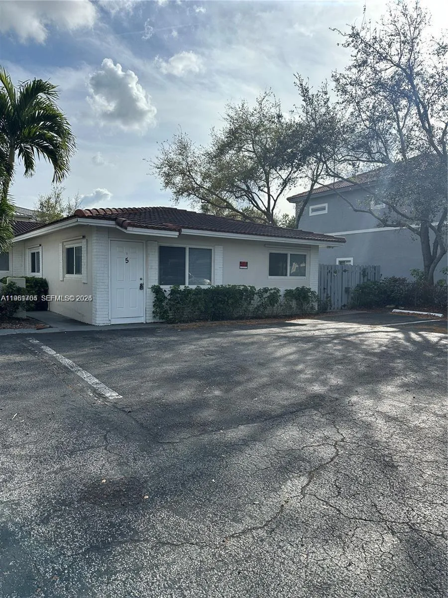 8704 Nw 38th Dr, Coral Springs, Florida 33065, Coral Springs, Florida 33065, ,Residential Income,For Sale,8704 Nw 38th Dr, Coral Springs, Florida 33065,A11961704