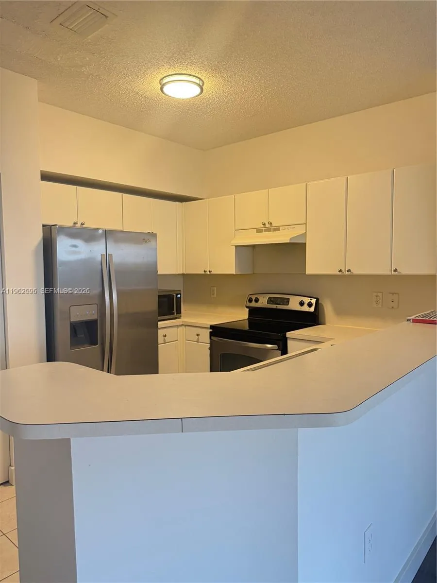 2223 Se 23rd Ave 2223, Homestead, Florida 33035, Homestead, Florida 33035, 3 Bedrooms Bedrooms, ,2 BathroomsBathrooms,Residential Lease,For Rent,2223 Se 23rd Ave 2223, Homestead, Florida 33035,A11962596