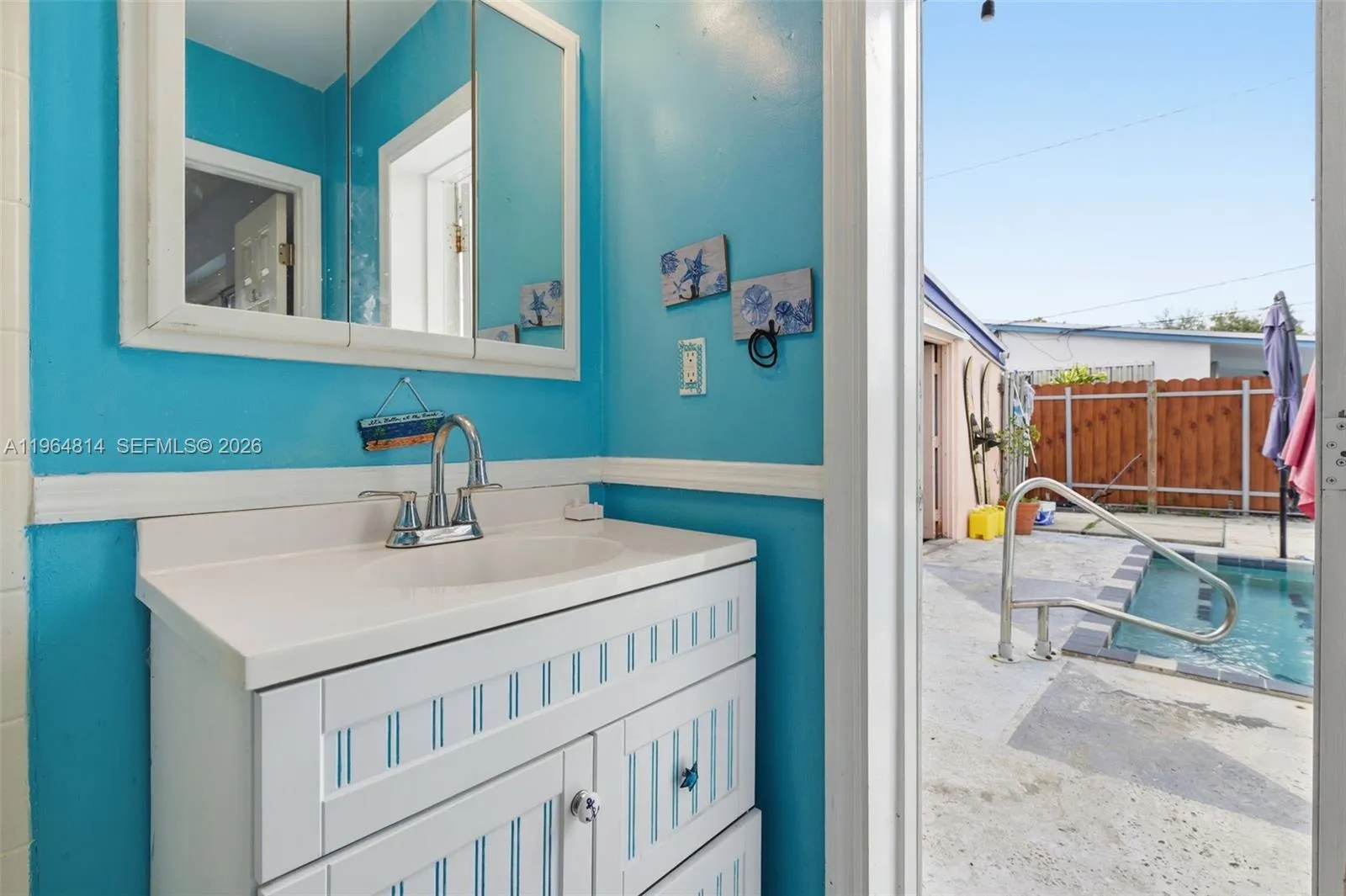 7121 Wilson St, Hollywood, Florida 33024, Hollywood, Florida 33024, 3 Bedrooms Bedrooms, ,2 BathroomsBathrooms,Residential,For Sale,7121 Wilson St, Hollywood, Florida 33024,A11964814