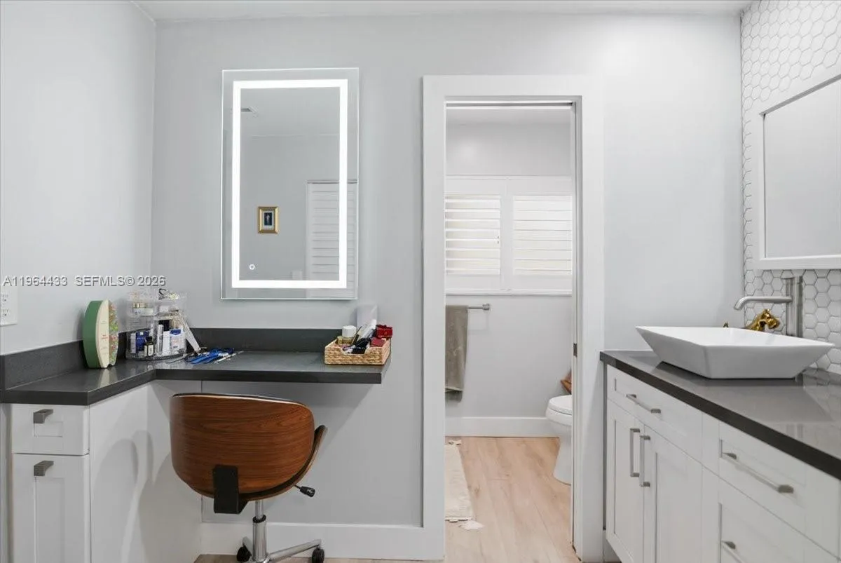 958 Mockingbird Ln 514, Plantation, Florida 33324, Plantation, Florida 33324, 4 Bedrooms Bedrooms, ,2 BathroomsBathrooms,Residential,For Sale,958 Mockingbird Ln 514, Plantation, Florida 33324,A11964433