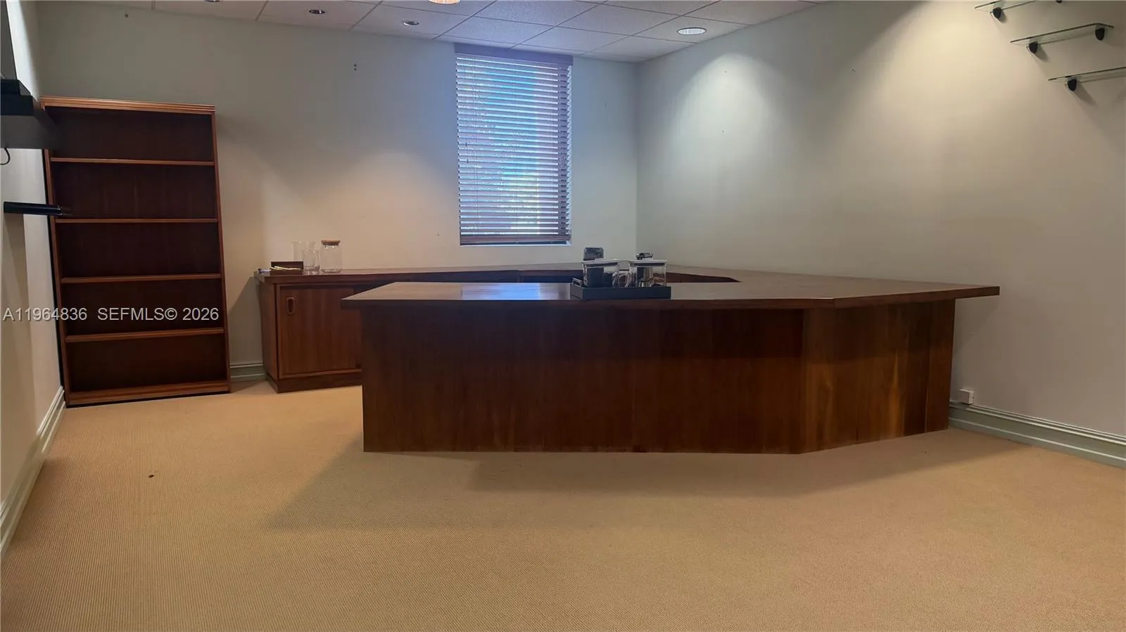 2435 Hollywood Blvd, Hollywood, Florida 33020, Hollywood, Florida 33020, ,Commercial Lease,For Rent,2435 Hollywood Blvd, Hollywood, Florida 33020,A11964836