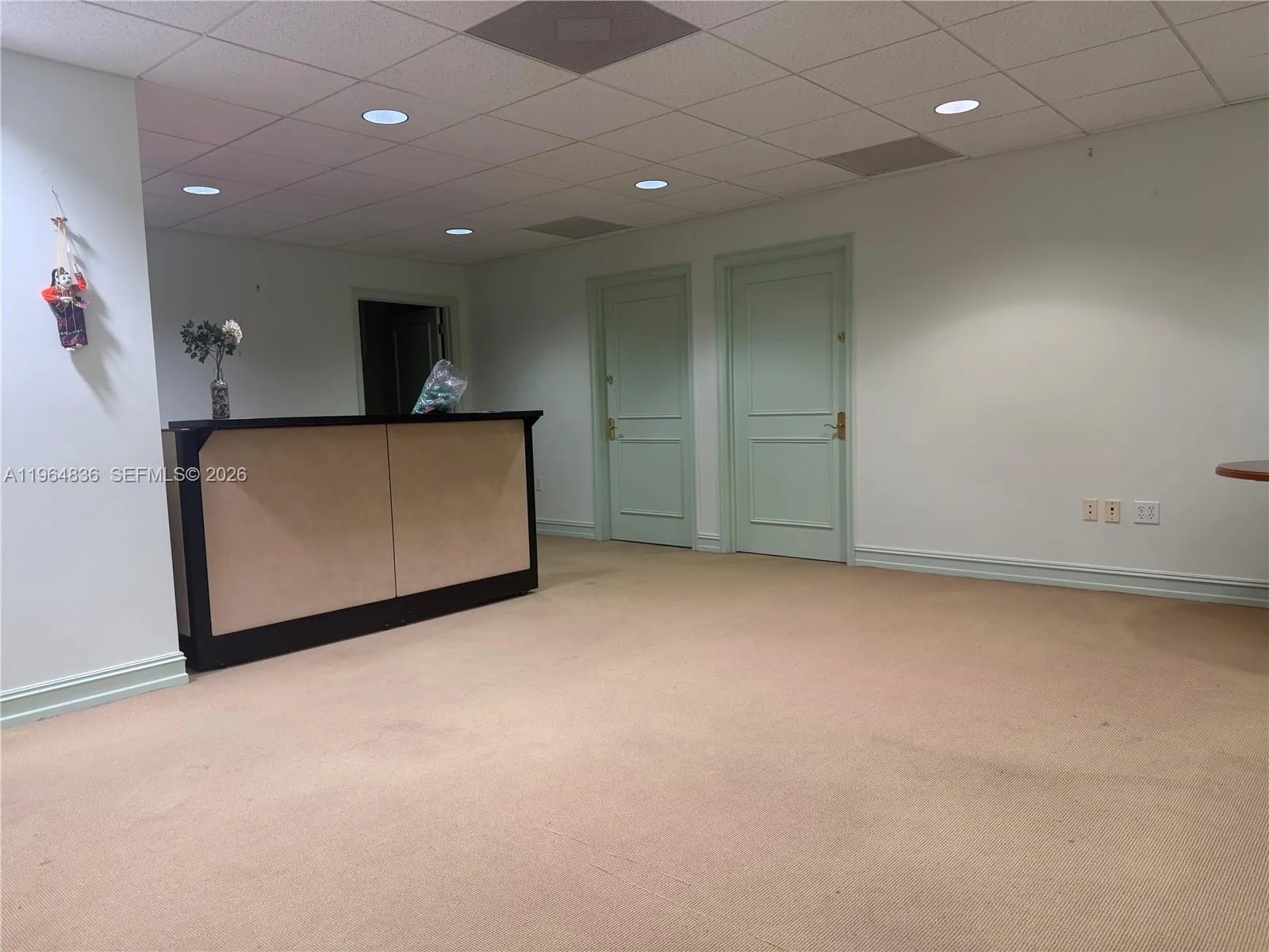 2435 Hollywood Blvd, Hollywood, Florida 33020, Hollywood, Florida 33020, ,Commercial Lease,For Rent,2435 Hollywood Blvd, Hollywood, Florida 33020,A11964836