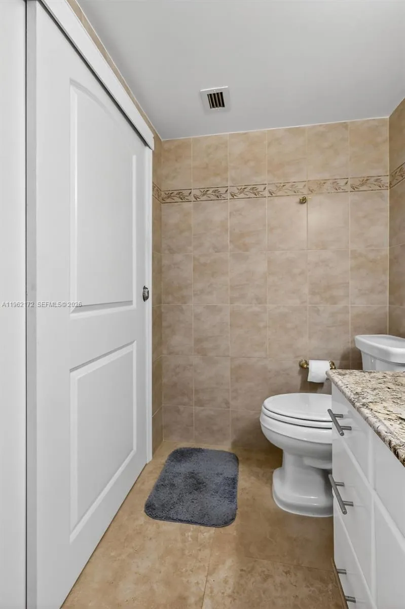 1849 S Ocean Dr 905, Hallandale Beach, Florida 330, Hallandale Beach, Florida 33009, 1 Bedroom Bedrooms, ,1 BathroomBathrooms,Residential,For Sale,1849 S Ocean Dr 905, Hallandale Beach, Florida 330,A11962172