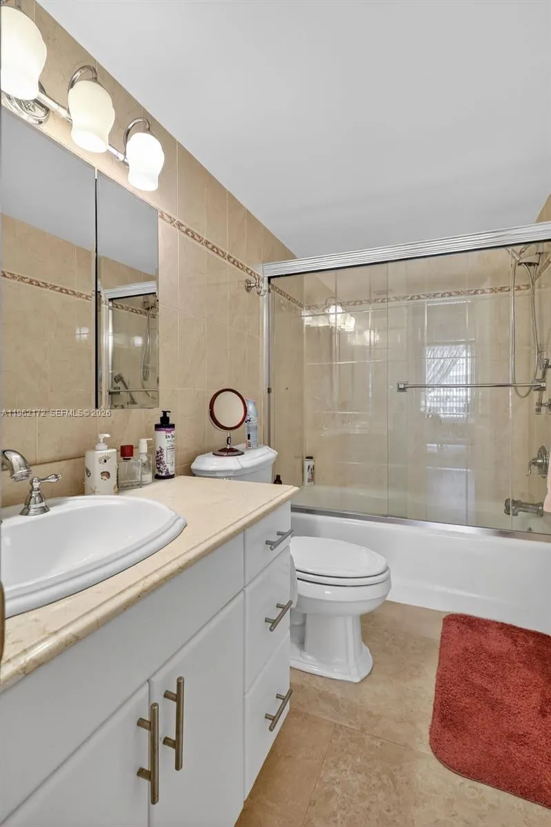 1849 S Ocean Dr 905, Hallandale Beach, Florida 330, Hallandale Beach, Florida 33009, 1 Bedroom Bedrooms, ,1 BathroomBathrooms,Residential,For Sale,1849 S Ocean Dr 905, Hallandale Beach, Florida 330,A11962172
