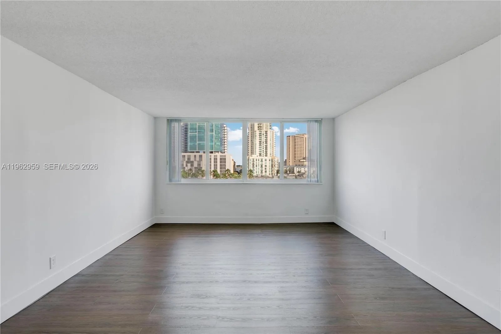 9001-9143 Sw 77th Ave, Miami, Florida 33156, Miami, Florida 33156, ,Residential Income,For Sale,9001-9143 Sw 77th Ave, Miami, Florida 33156,A11962959