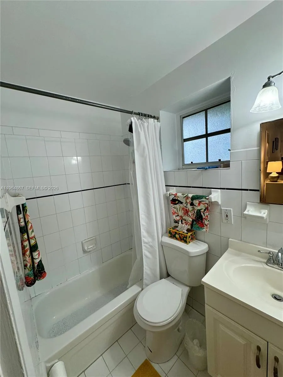 6580 Santona St A38, Coral Gables, Florida 33146, Coral Gables, Florida 33146, ,1 BathroomBathrooms,Residential,For Sale,6580 Santona St A38, Coral Gables, Florida 33146,A11964867