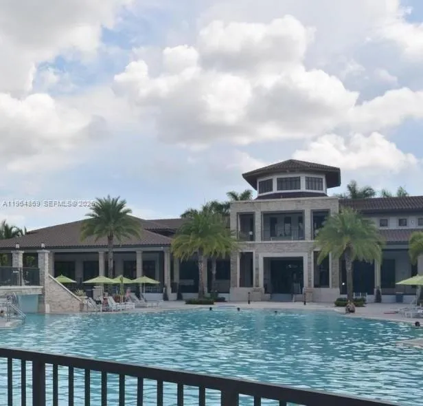 10620 Nw 88th St 223, Doral, Florida 33178, Doral, Florida 33178, 3 Bedrooms Bedrooms, ,2 BathroomsBathrooms,Residential Lease,For Rent,10620 Nw 88th St 223, Doral, Florida 33178,A11964869