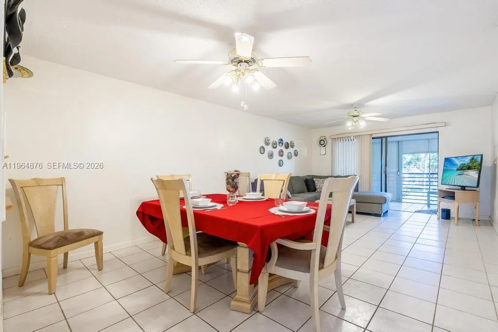 250 Gate Rd 257, Hollywood, Florida 33024, Hollywood, Florida 33024, 2 Bedrooms Bedrooms, ,2 BathroomsBathrooms,Residential,For Sale,250 Gate Rd 257, Hollywood, Florida 33024,A11964876