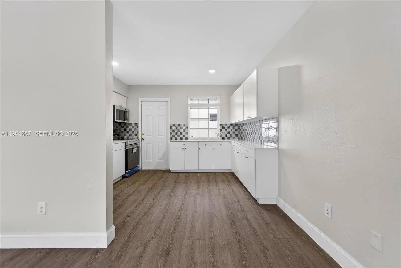 11441 Sw 2nd St 11443, Sweetwater, Florida 33174, Sweetwater, Florida 33174, 2 Bedrooms Bedrooms, ,1 BathroomBathrooms,Residential Lease,For Rent,11441 Sw 2nd St 11443, Sweetwater, Florida 33174,A11964887
