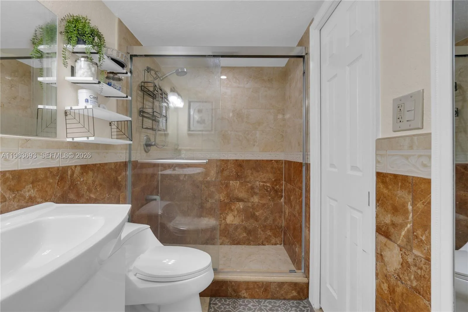 17101 Nw 57th Ave 110, Miami Gardens, Florida 3305, Miami Gardens, Florida 33055, 1 Bedroom Bedrooms, ,1 BathroomBathrooms,Residential,For Sale,17101 Nw 57th Ave 110, Miami Gardens, Florida 3305,A11963693