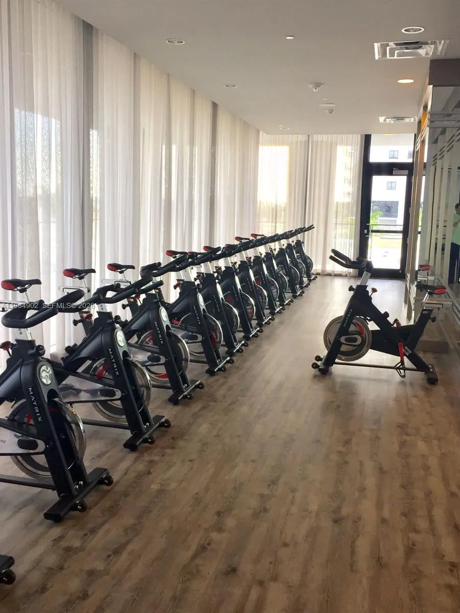 5300 Paseo Blvd 410, Doral, Florida 33178, Doral, Florida 33178, 1 Bedroom Bedrooms, ,1 BathroomBathrooms,Residential Lease,For Rent,5300 Paseo Blvd 410, Doral, Florida 33178,A11964902