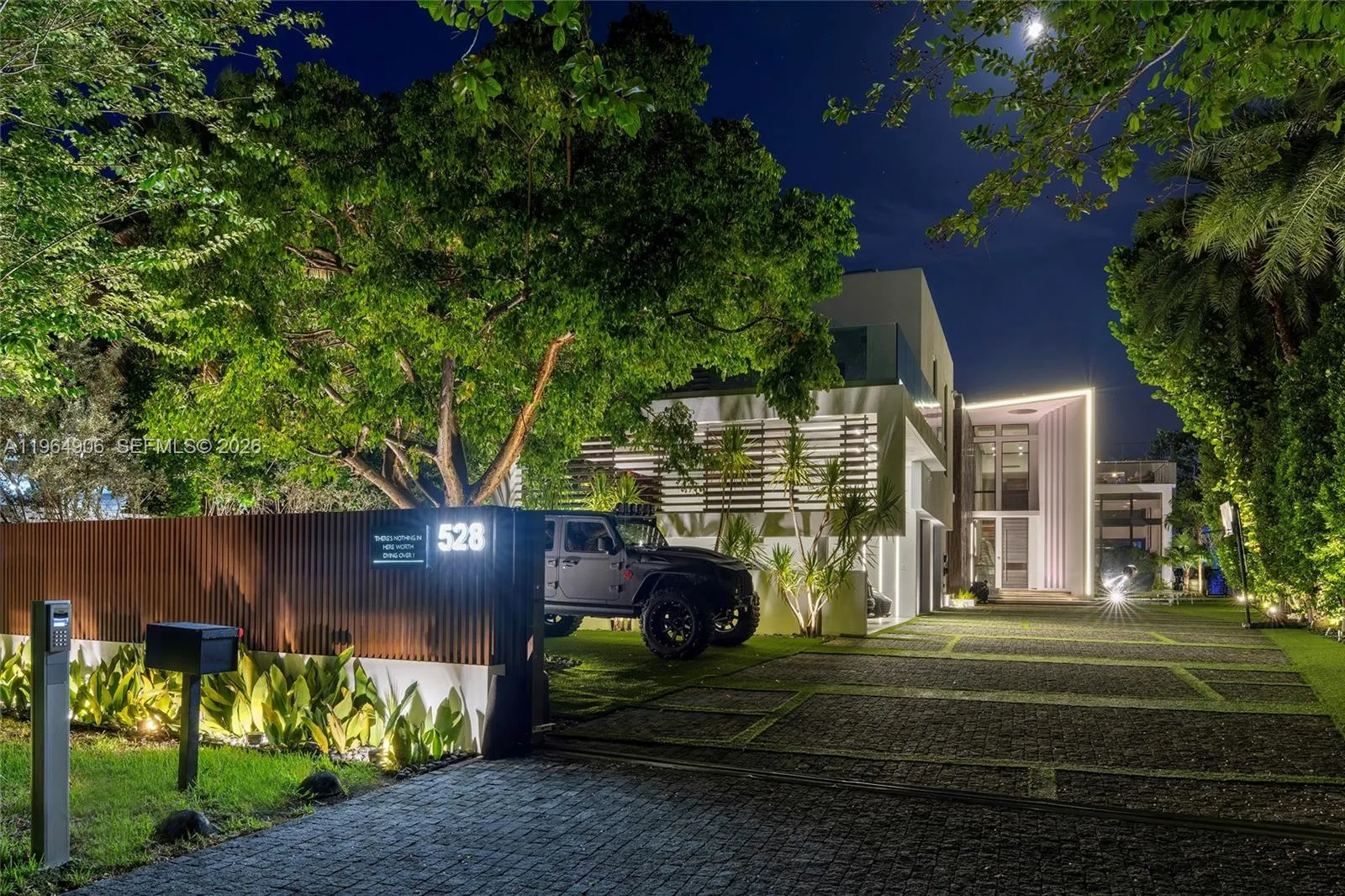528 Lakeview Ct, Miami Beach, Florida 33140, Miami Beach, Florida 33140, 5 Bedrooms Bedrooms, ,7 BathroomsBathrooms,Residential Lease,For Rent,528 Lakeview Ct, Miami Beach, Florida 33140,A11964906