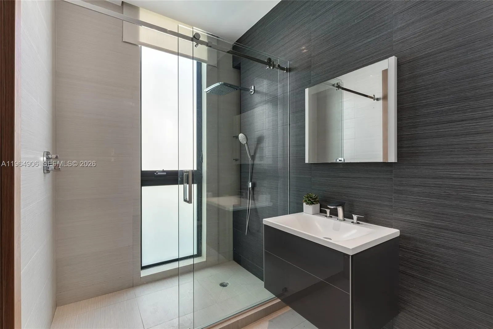 528 Lakeview Ct, Miami Beach, Florida 33140, Miami Beach, Florida 33140, 5 Bedrooms Bedrooms, ,7 BathroomsBathrooms,Residential Lease,For Rent,528 Lakeview Ct, Miami Beach, Florida 33140,A11964906