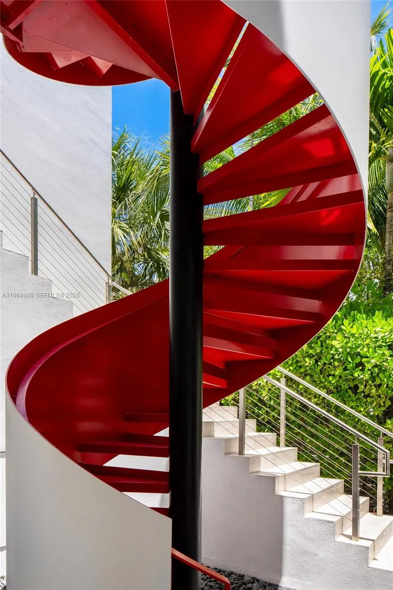 528 Lakeview Ct, Miami Beach, Florida 33140, Miami Beach, Florida 33140, 5 Bedrooms Bedrooms, ,7 BathroomsBathrooms,Residential Lease,For Rent,528 Lakeview Ct, Miami Beach, Florida 33140,A11964906