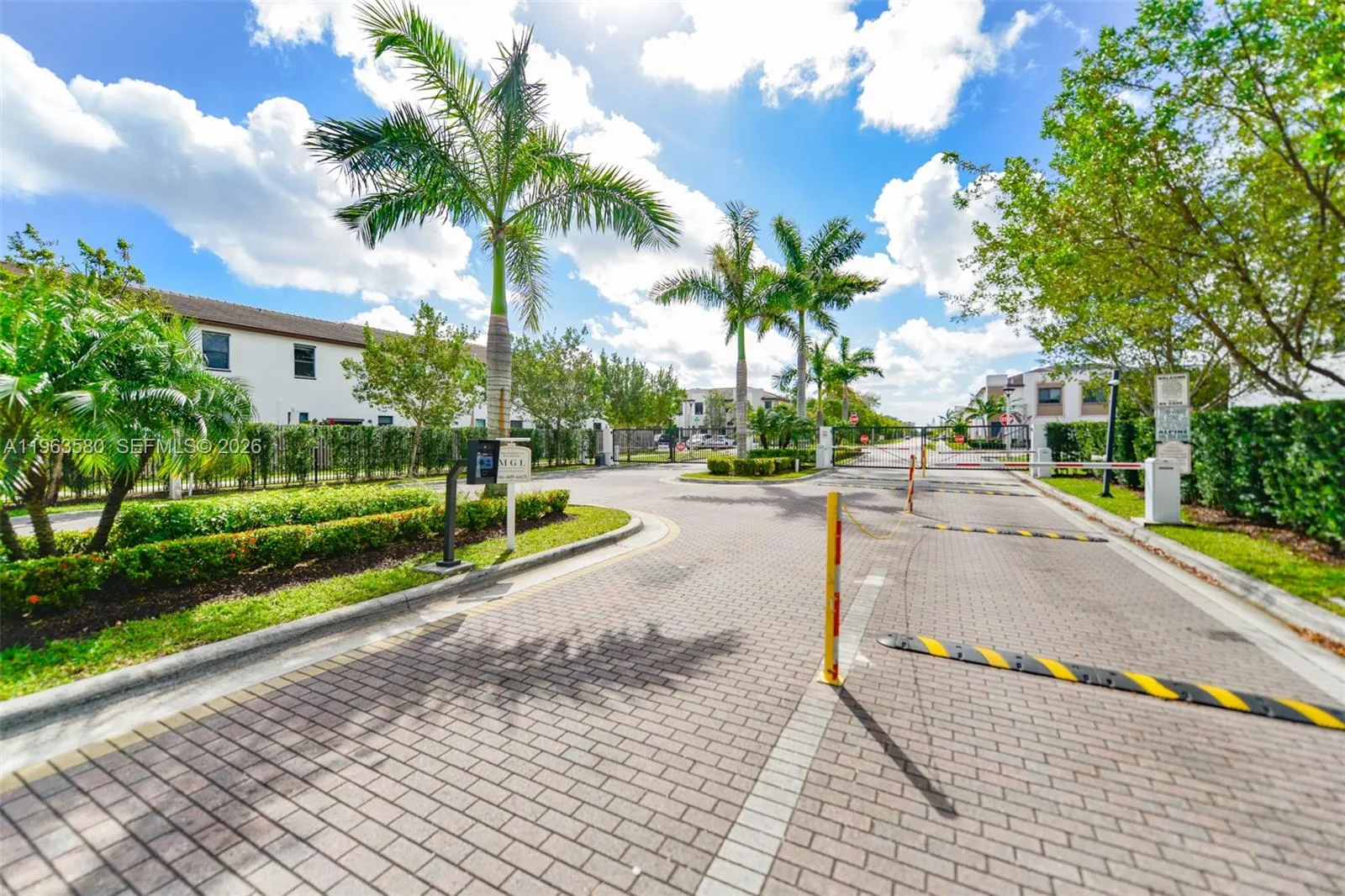 20814 Ne 5th Ct 20814, Miami, Florida 33179, Miami, Florida 33179, 3 Bedrooms Bedrooms, ,3 BathroomsBathrooms,Residential Lease,For Rent,20814 Ne 5th Ct 20814, Miami, Florida 33179,A11963580