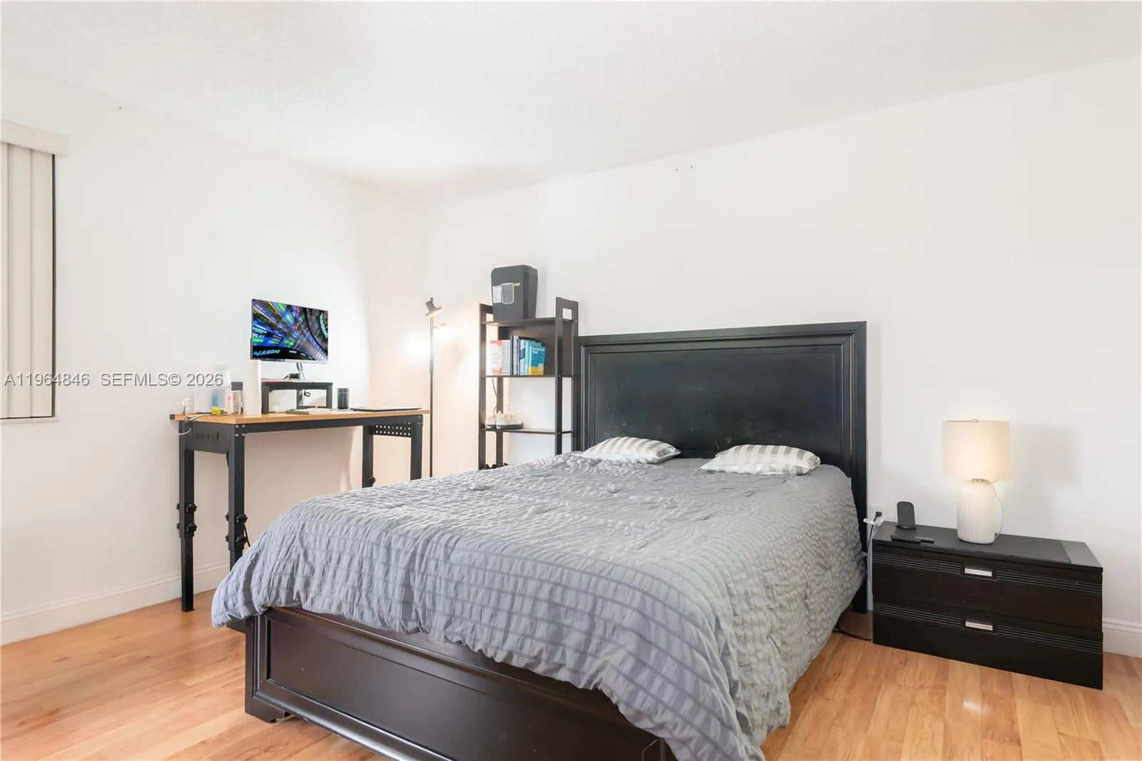 8885 Fontainebleau Blvd 205, Miami, Florida 33172, Miami, Florida 33172, 2 Bedrooms Bedrooms, ,1 BathroomBathrooms,Residential,For Sale,8885 Fontainebleau Blvd 205, Miami, Florida 33172,A11964846