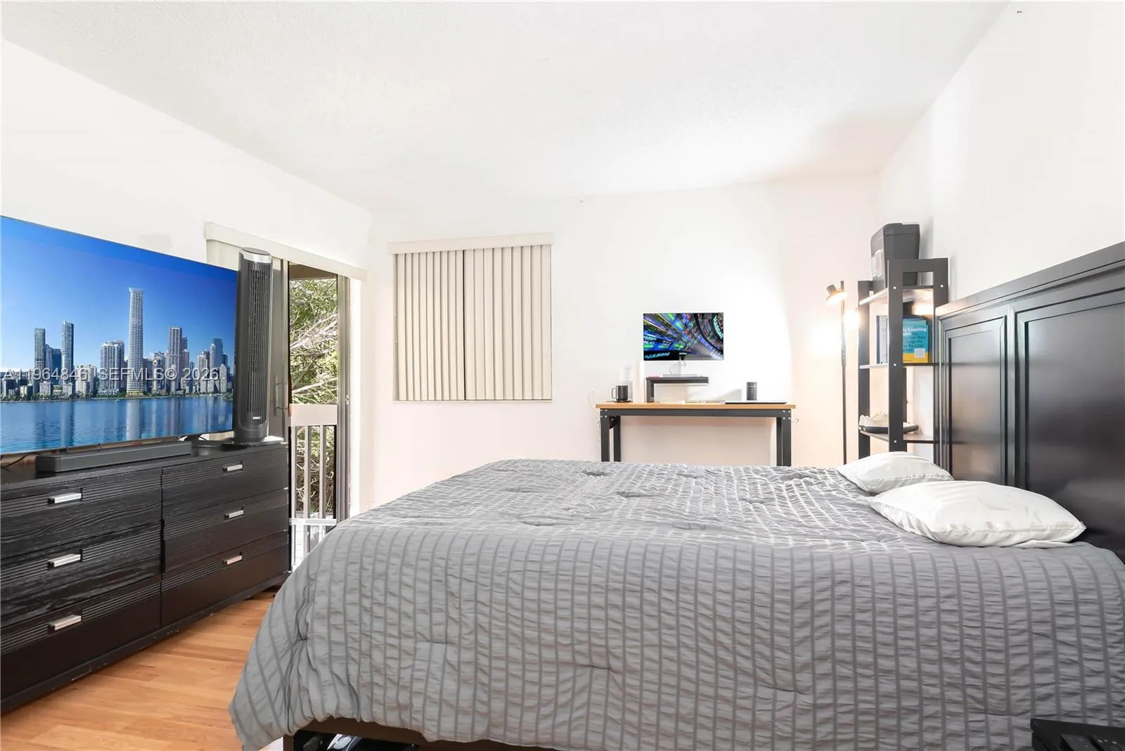 8885 Fontainebleau Blvd 205, Miami, Florida 33172, Miami, Florida 33172, 2 Bedrooms Bedrooms, ,1 BathroomBathrooms,Residential,For Sale,8885 Fontainebleau Blvd 205, Miami, Florida 33172,A11964846