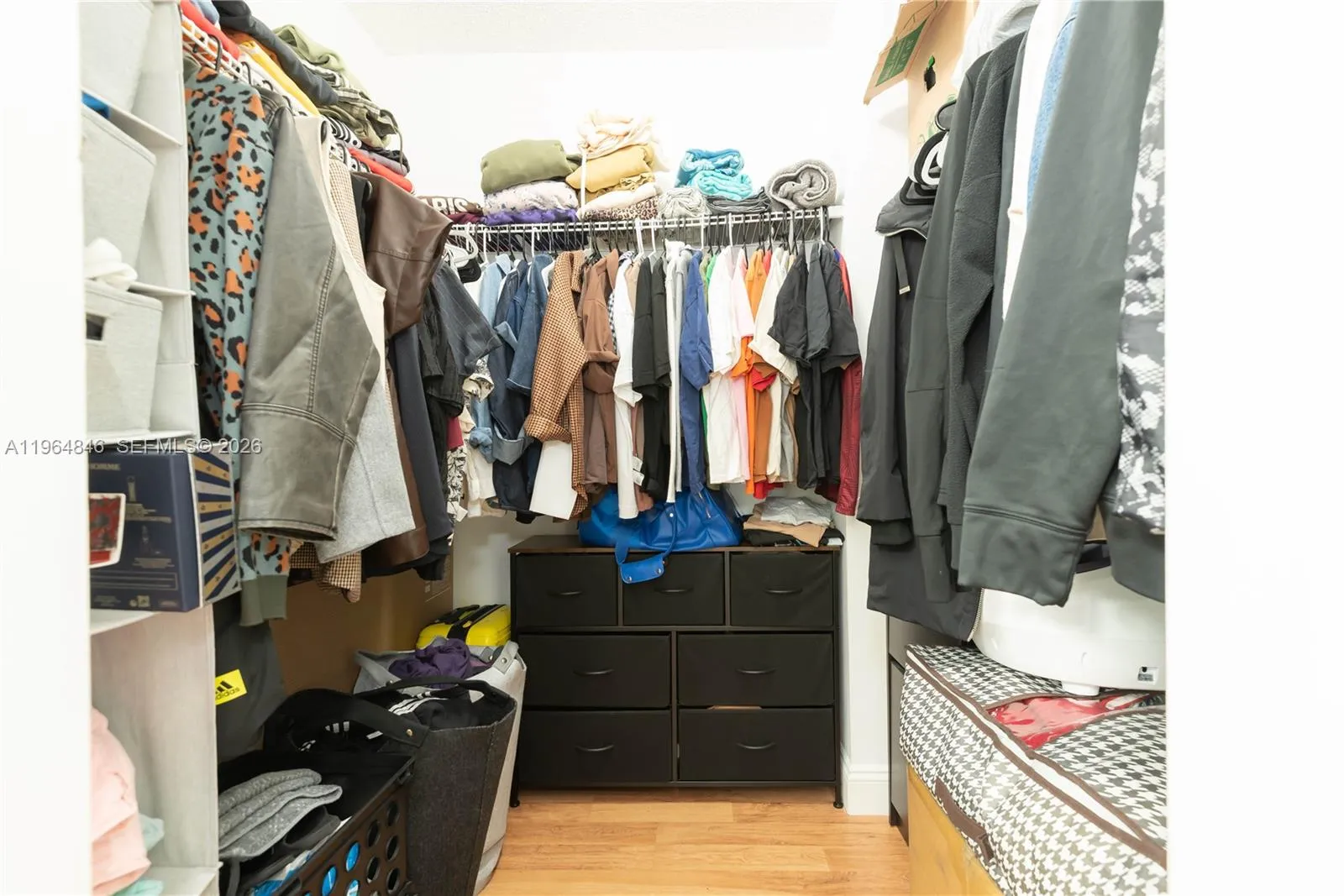 8885 Fontainebleau Blvd 205, Miami, Florida 33172, Miami, Florida 33172, 2 Bedrooms Bedrooms, ,1 BathroomBathrooms,Residential,For Sale,8885 Fontainebleau Blvd 205, Miami, Florida 33172,A11964846