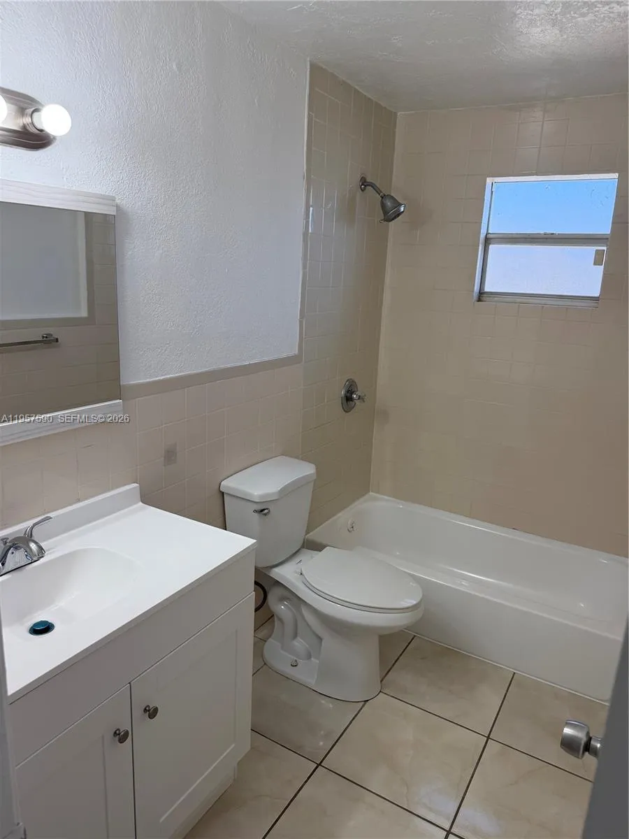 Miami, Florida 33142, 3 Bedrooms Bedrooms, ,2 BathroomsBathrooms,Residential Lease,For Rent,A11957590