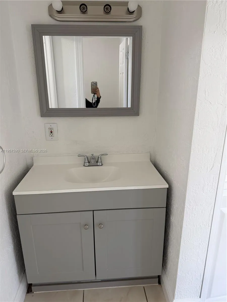 Miami, Florida 33142, 3 Bedrooms Bedrooms, ,2 BathroomsBathrooms,Residential Lease,For Rent,A11957590