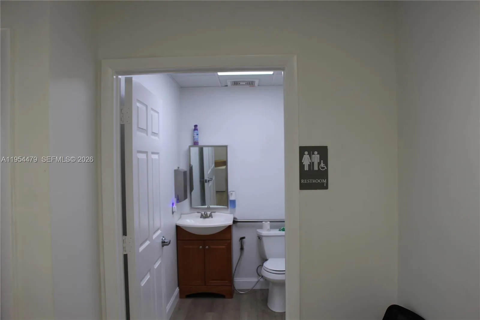 Pompano Beach, Florida 33069, ,Business Opportunity,For Sale,A11954479