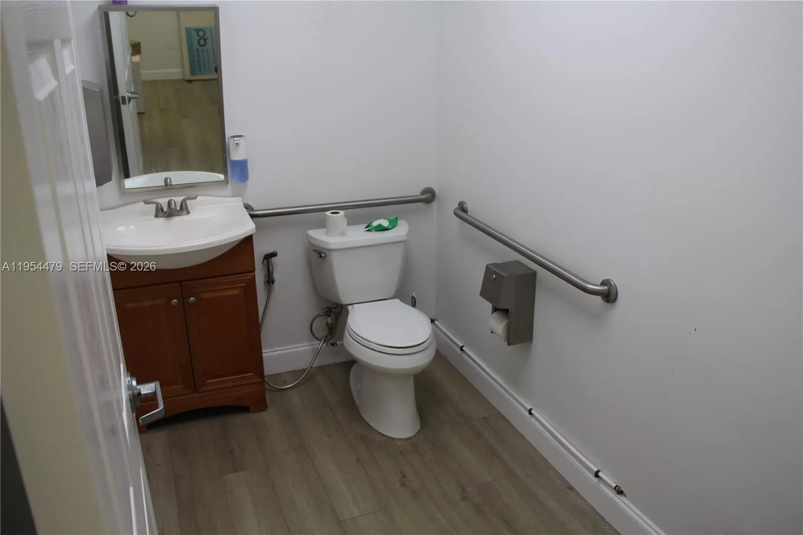 Pompano Beach, Florida 33069, ,Business Opportunity,For Sale,A11954479