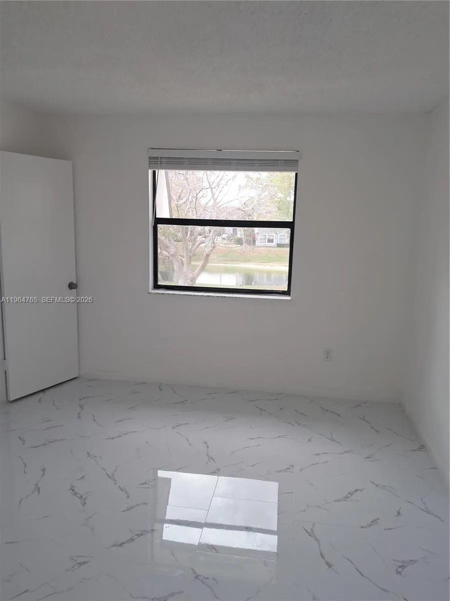 14925 Sw 104th St 3-206, Miami, Florida 33196, Miami, Florida 33196, 2 Bedrooms Bedrooms, ,2 BathroomsBathrooms,Residential Lease,For Rent,14925 Sw 104th St 3-206, Miami, Florida 33196,A11964765