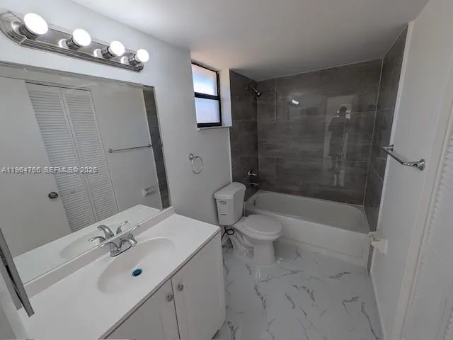 14925 Sw 104th St 3-206, Miami, Florida 33196, Miami, Florida 33196, 2 Bedrooms Bedrooms, ,2 BathroomsBathrooms,Residential Lease,For Rent,14925 Sw 104th St 3-206, Miami, Florida 33196,A11964765