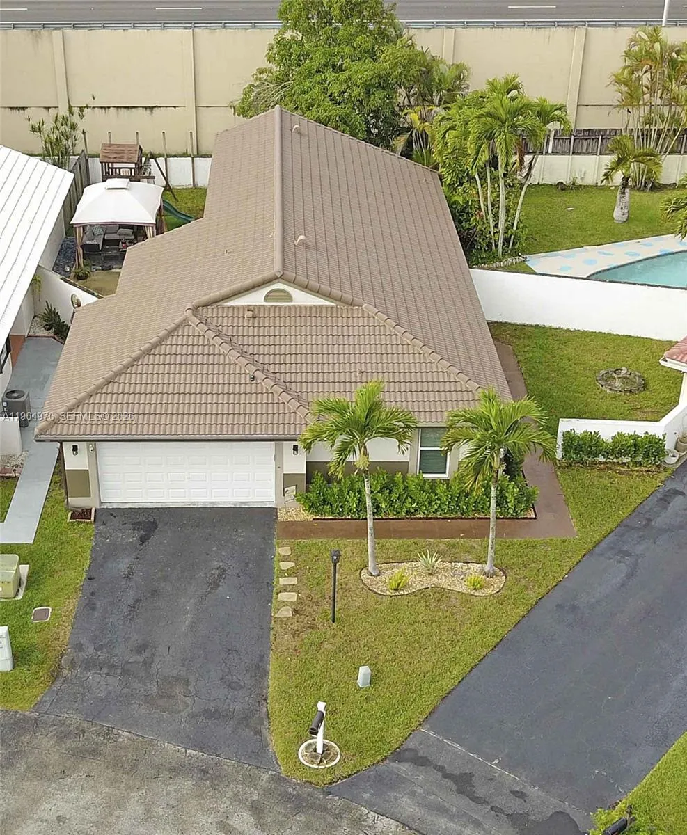 Davie, Florida 33331, 3 Bedrooms Bedrooms, ,2 BathroomsBathrooms,Residential Lease,For Rent,A11964976