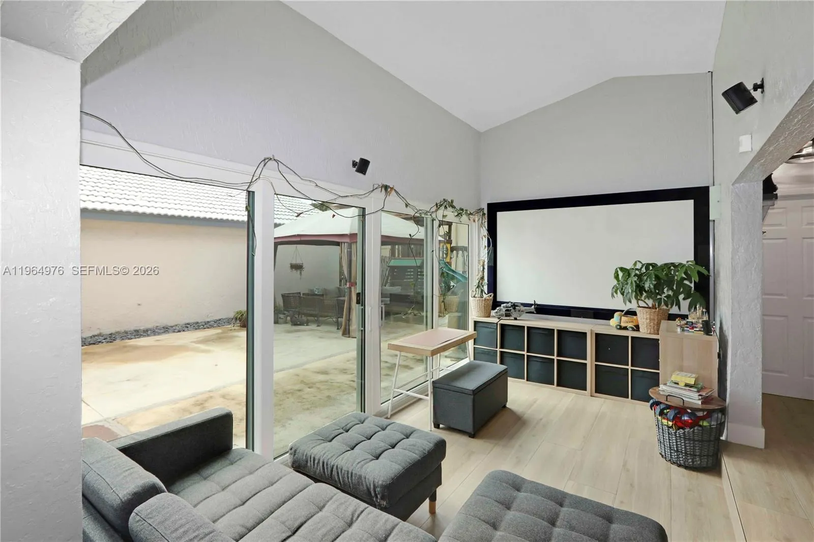 Davie, Florida 33331, 3 Bedrooms Bedrooms, ,2 BathroomsBathrooms,Residential Lease,For Rent,A11964976