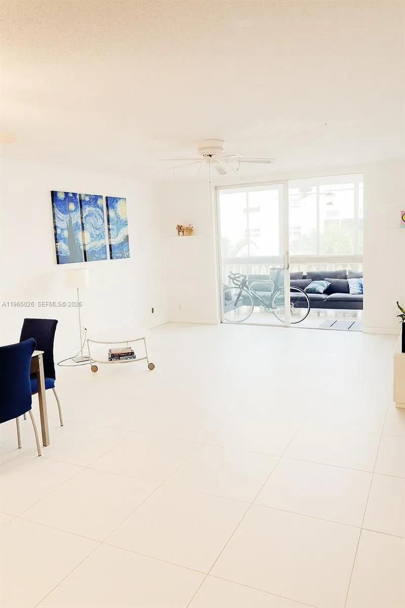610 Ne 12th Ave 308, Hallandale Beach, Florida 330, Hallandale Beach, Florida 33009, 2 Bedrooms Bedrooms, ,2 BathroomsBathrooms,Residential,For Sale,610 Ne 12th Ave 308, Hallandale Beach, Florida 330,A11965026