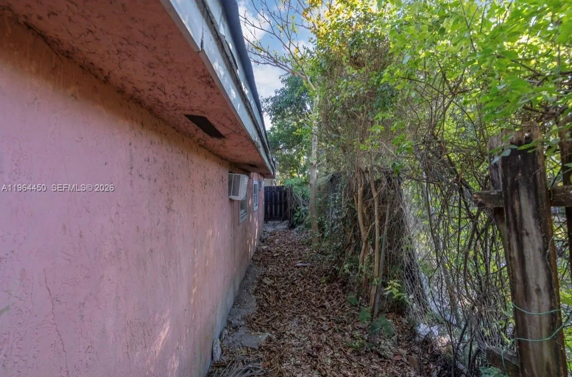 914 Nw 80th St, Miami, Florida 33150, Miami, Florida 33150, ,Residential Income,For Sale,914 Nw 80th St, Miami, Florida 33150,A11964450