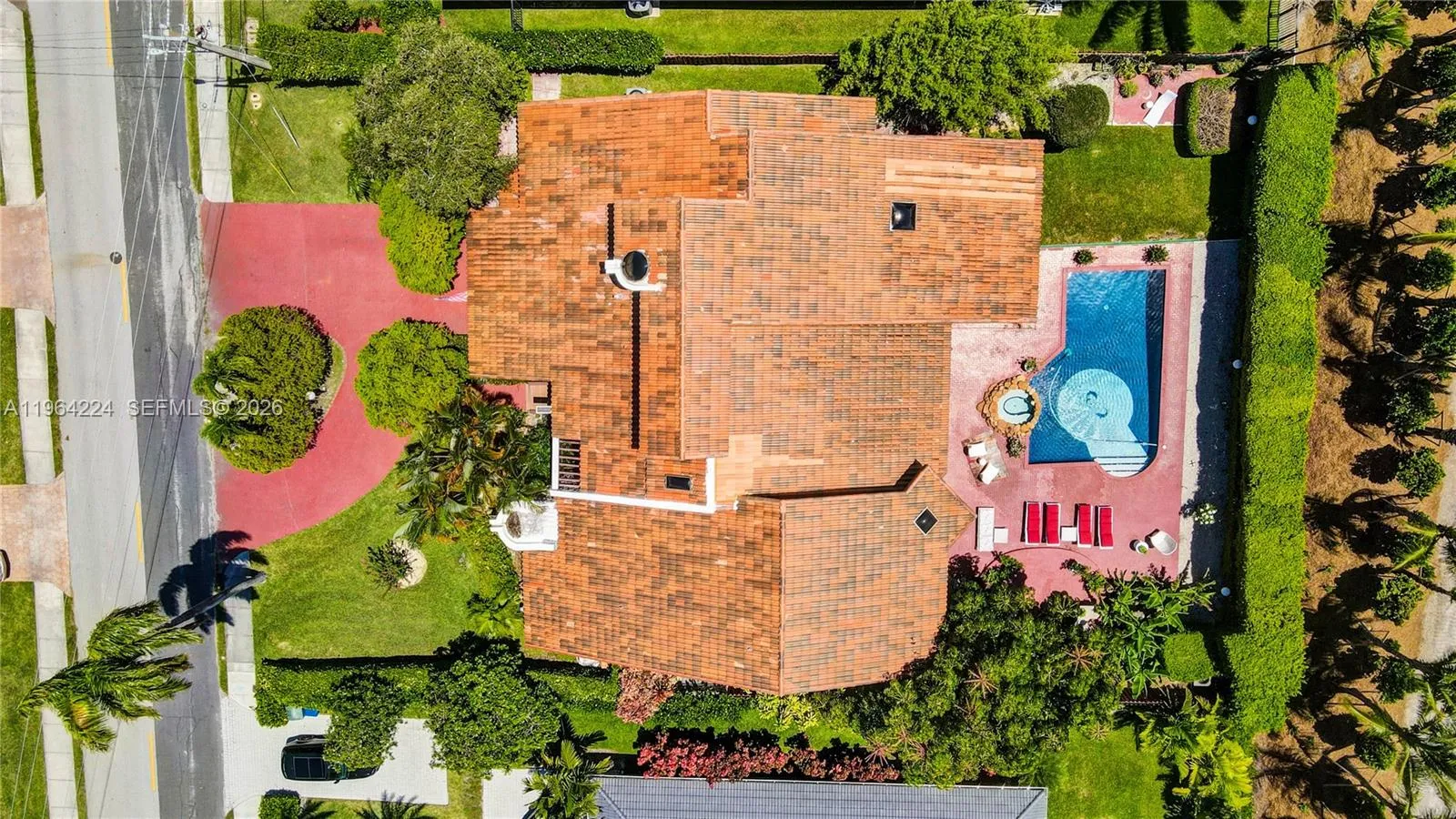 913 Diplomat Pkwy, Hallandale Beach, Florida 33009, Hallandale Beach, Florida 33009, 5 Bedrooms Bedrooms, ,4 BathroomsBathrooms,Residential,For Sale,913 Diplomat Pkwy, Hallandale Beach, Florida 33009,A11964224