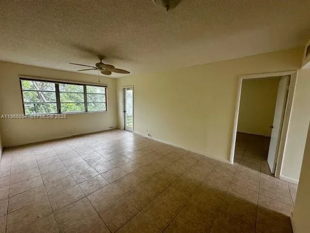 2223 Park Ln 304, Hollywood, Florida 33021, Hollywood, Florida 33021, 1 Bedroom Bedrooms, ,1 BathroomBathrooms,Residential,For Sale,2223 Park Ln 304, Hollywood, Florida 33021,A11965057
