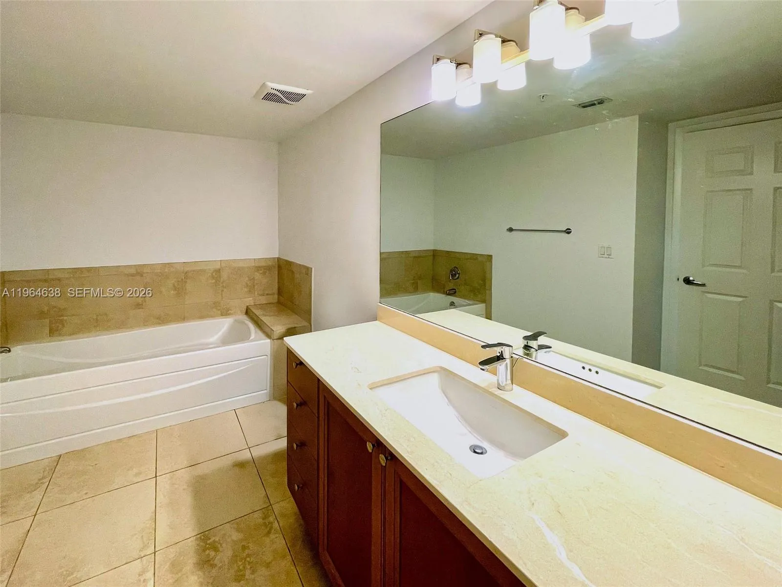 55 Merrick Way 715, Coral Gables, Florida 33134, Coral Gables, Florida 33134, 2 Bedrooms Bedrooms, ,2 BathroomsBathrooms,Residential,For Sale,55 Merrick Way 715, Coral Gables, Florida 33134,A11964638