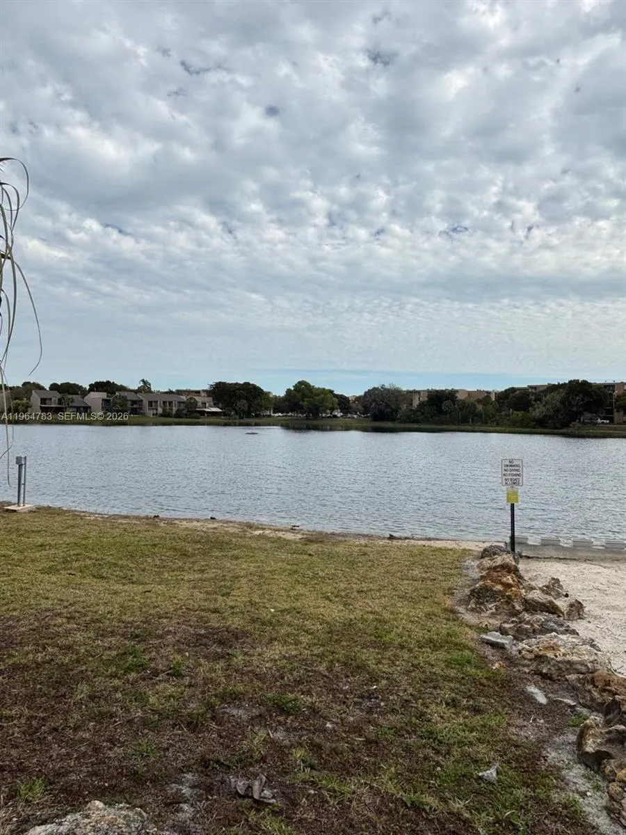 9365 Fontainebleau Blvd E105, Miami, Florida 33172, Miami, Florida 33172, 1 Bedroom Bedrooms, ,1 BathroomBathrooms,Residential Lease,For Rent,9365 Fontainebleau Blvd E105, Miami, Florida 33172,A11964783