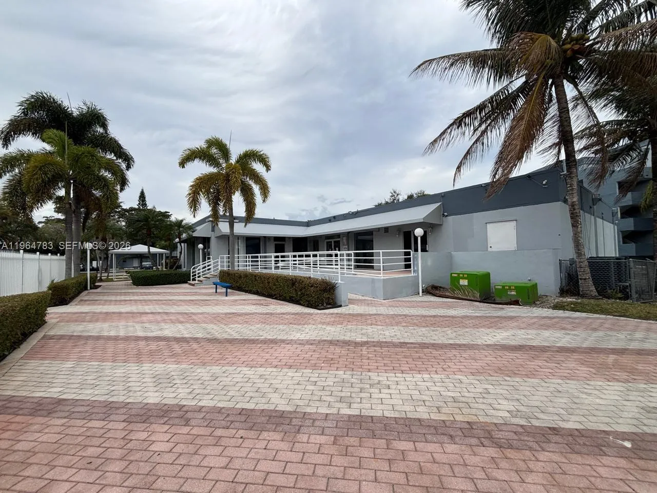 9365 Fontainebleau Blvd E105, Miami, Florida 33172, Miami, Florida 33172, 1 Bedroom Bedrooms, ,1 BathroomBathrooms,Residential Lease,For Rent,9365 Fontainebleau Blvd E105, Miami, Florida 33172,A11964783