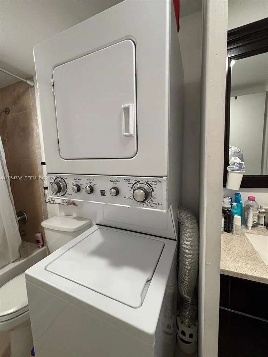 9365 Fontainebleau Blvd E105, Miami, Florida 33172, Miami, Florida 33172, 1 Bedroom Bedrooms, ,1 BathroomBathrooms,Residential Lease,For Rent,9365 Fontainebleau Blvd E105, Miami, Florida 33172,A11964783