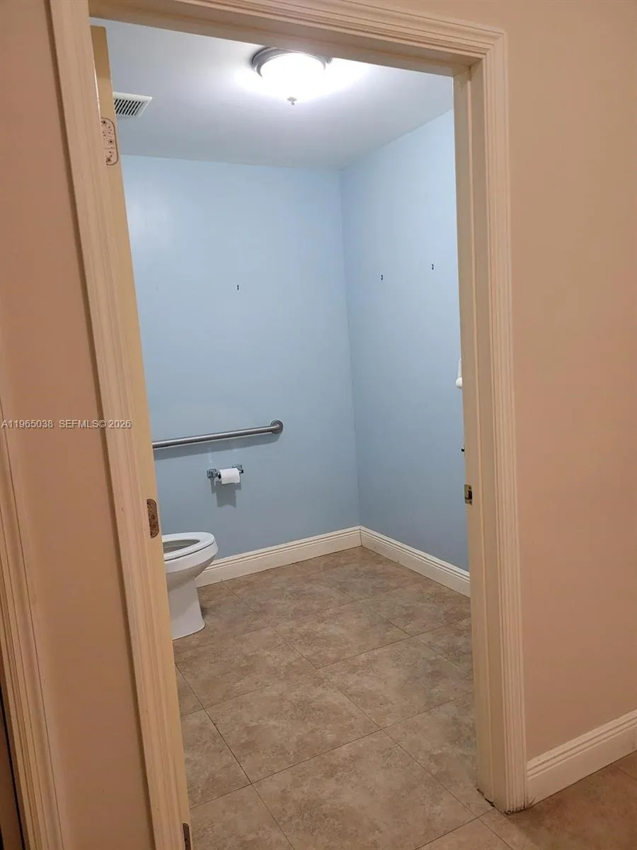 4796 Nw Miami Lakes, Miami Gardens, Florida 33014, Miami Lakes, Florida 33014, ,Commercial Lease,For Rent,4796 Nw Miami Lakes, Miami Gardens, Florida 33014,A11965038