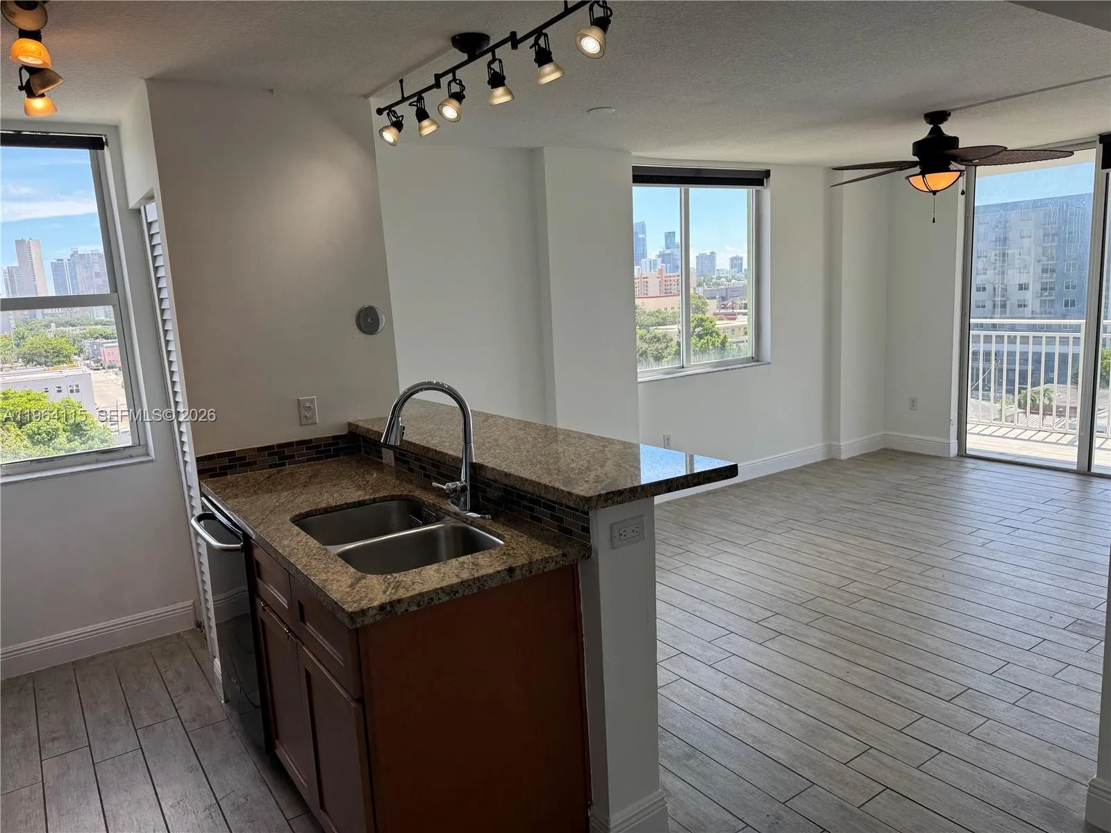 219 Nw 12th Ave 711, Miami, Florida 33128, Miami, Florida 33128, 2 Bedrooms Bedrooms, ,2 BathroomsBathrooms,Residential Lease,For Rent,219 Nw 12th Ave 711, Miami, Florida 33128,A11964115