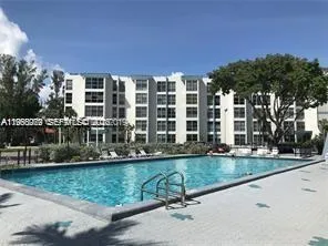 17570 Atlantic Blvd 407, Sunny Isles Beach, Florid, Sunny Isles Beach, Florida 33160, 1 Bedroom Bedrooms, ,1 BathroomBathrooms,Residential Lease,For Rent,17570 Atlantic Blvd 407, Sunny Isles Beach, Florid,A11965079