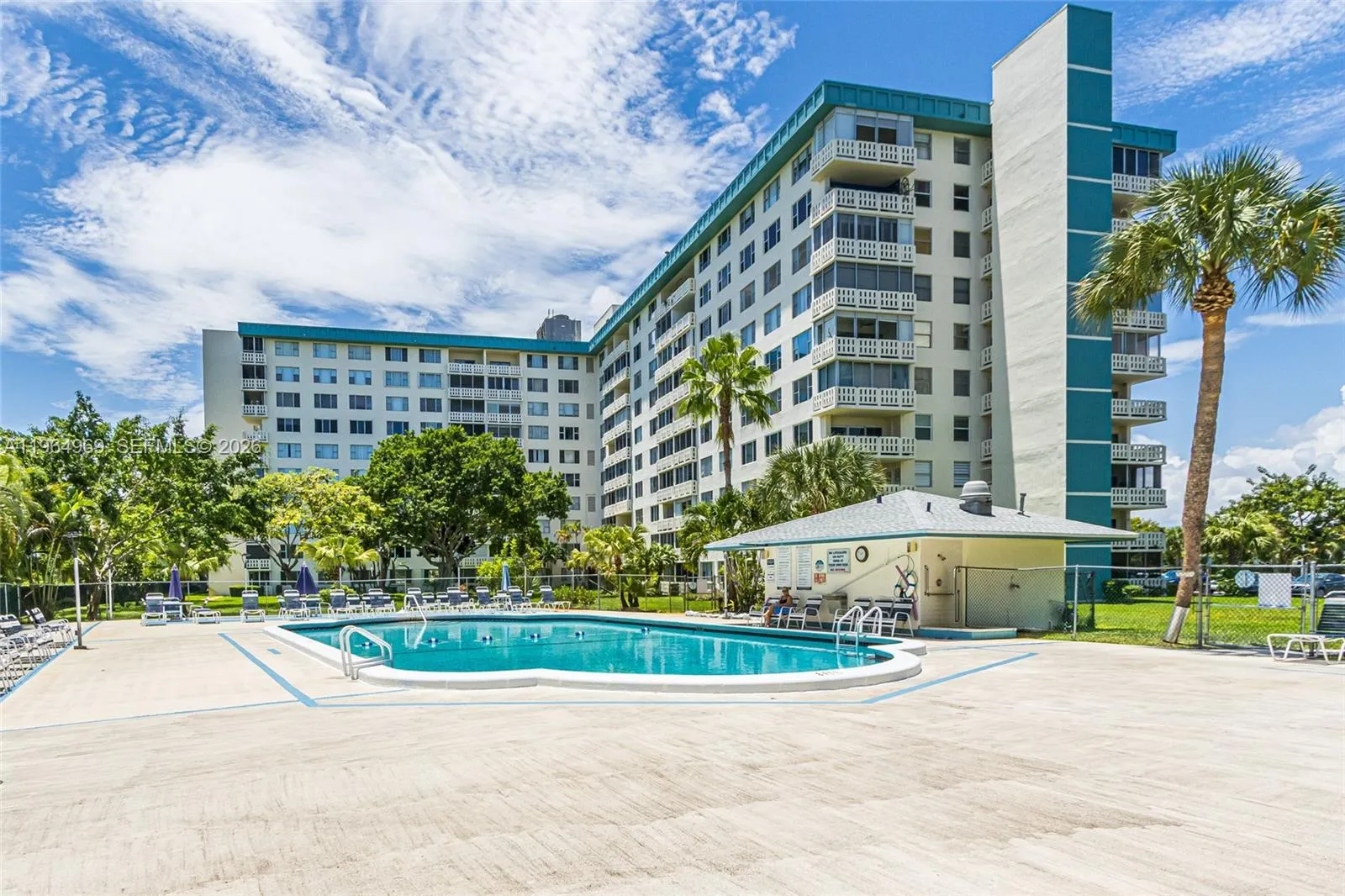 4330 Hillcrest Dr 716, Hollywood, Florida 33021, Hollywood, Florida 33021, 2 Bedrooms Bedrooms, ,2 BathroomsBathrooms,Residential,For Sale,4330 Hillcrest Dr 716, Hollywood, Florida 33021,A11964969