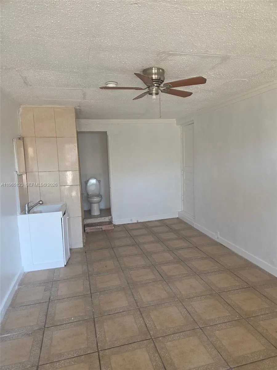 725 Opa Locka Blvd A, Opa Locka, Florida 33054, Opa Locka, Florida 33054, ,1 BathroomBathrooms,Residential Lease,For Rent,725 Opa Locka Blvd A, Opa Locka, Florida 33054,A11965123