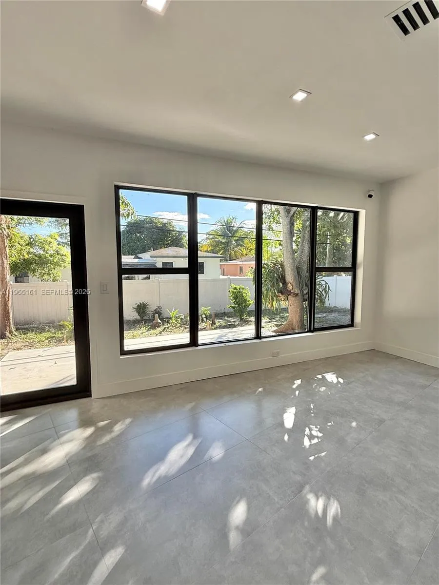 12615 N Miami Ave, North Miami, Florida 33168, North Miami, Florida 33168, 3 Bedrooms Bedrooms, ,2 BathroomsBathrooms,Residential,For Sale,12615 N Miami Ave, North Miami, Florida 33168,A11965161