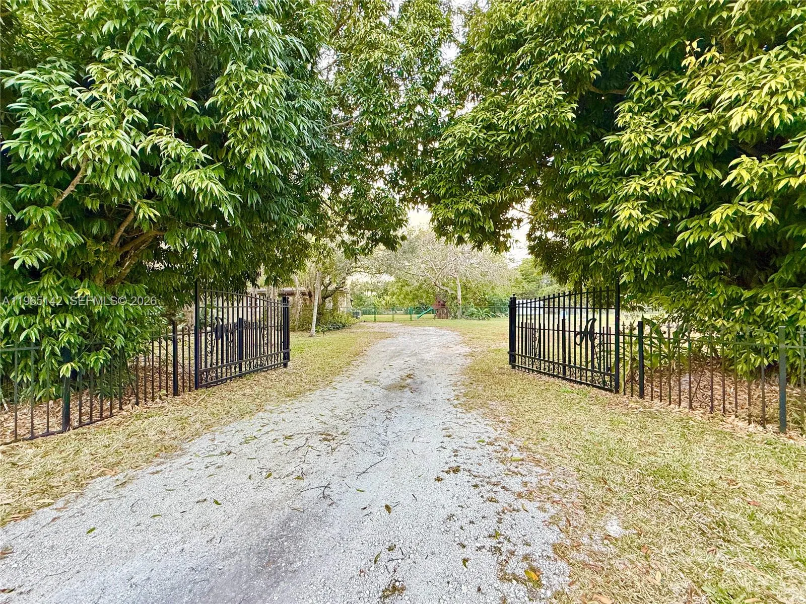 1621 Sw 117th Ave, Davie, Florida 33325, Davie, Florida 33325, 3 Bedrooms Bedrooms, ,2 BathroomsBathrooms,Residential Lease,For Rent,1621 Sw 117th Ave, Davie, Florida 33325,A11965142