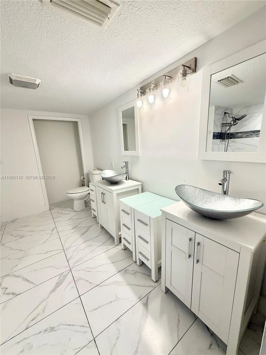 1621 Sw 117th Ave, Davie, Florida 33325, Davie, Florida 33325, 3 Bedrooms Bedrooms, ,2 BathroomsBathrooms,Residential Lease,For Rent,1621 Sw 117th Ave, Davie, Florida 33325,A11965142