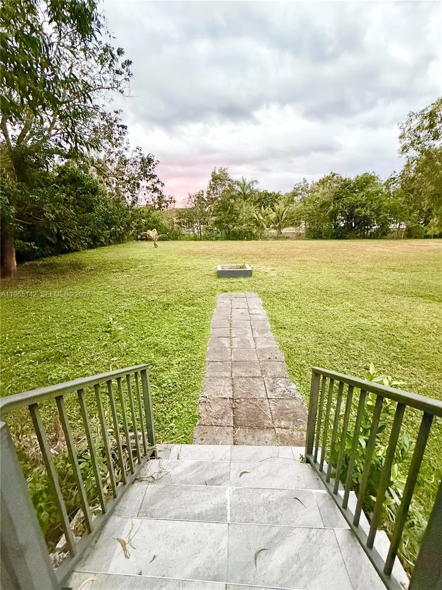 1621 Sw 117th Ave, Davie, Florida 33325, Davie, Florida 33325, 3 Bedrooms Bedrooms, ,2 BathroomsBathrooms,Residential Lease,For Rent,1621 Sw 117th Ave, Davie, Florida 33325,A11965142