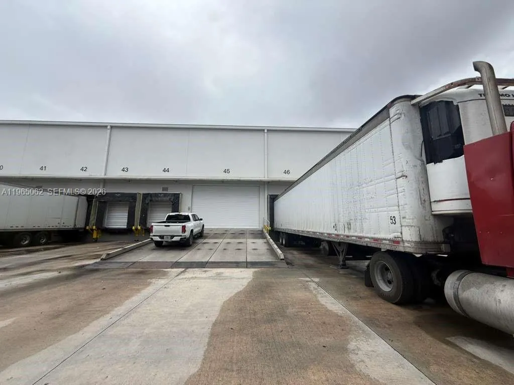 11401 Nw 134th St 104-106, Medley, Florida 33178, Medley, Florida 33178, ,Commercial Lease,For Rent,11401 Nw 134th St 104-106, Medley, Florida 33178,A11965062